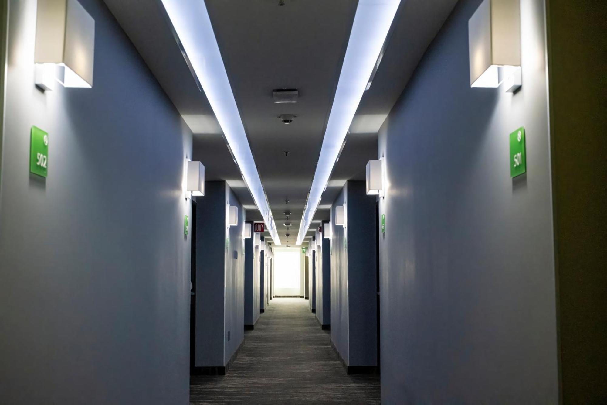 Holiday Inn Uruapan By Ihg Экстерьер фото